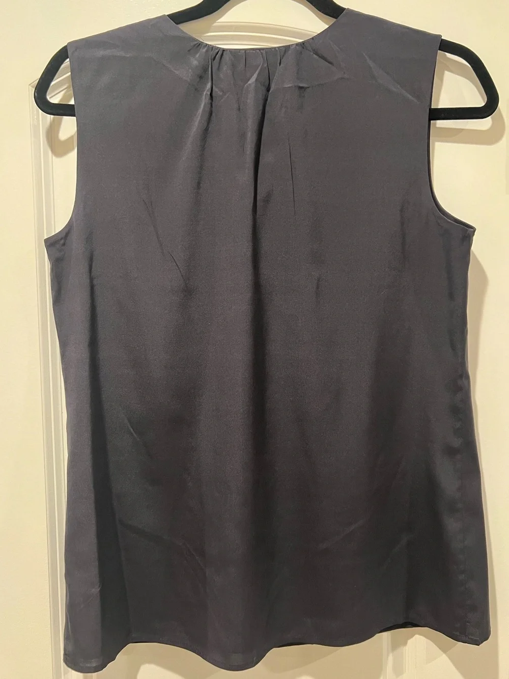Tory Burch Sleeveless Tie-Neck Camisole in Charcoal